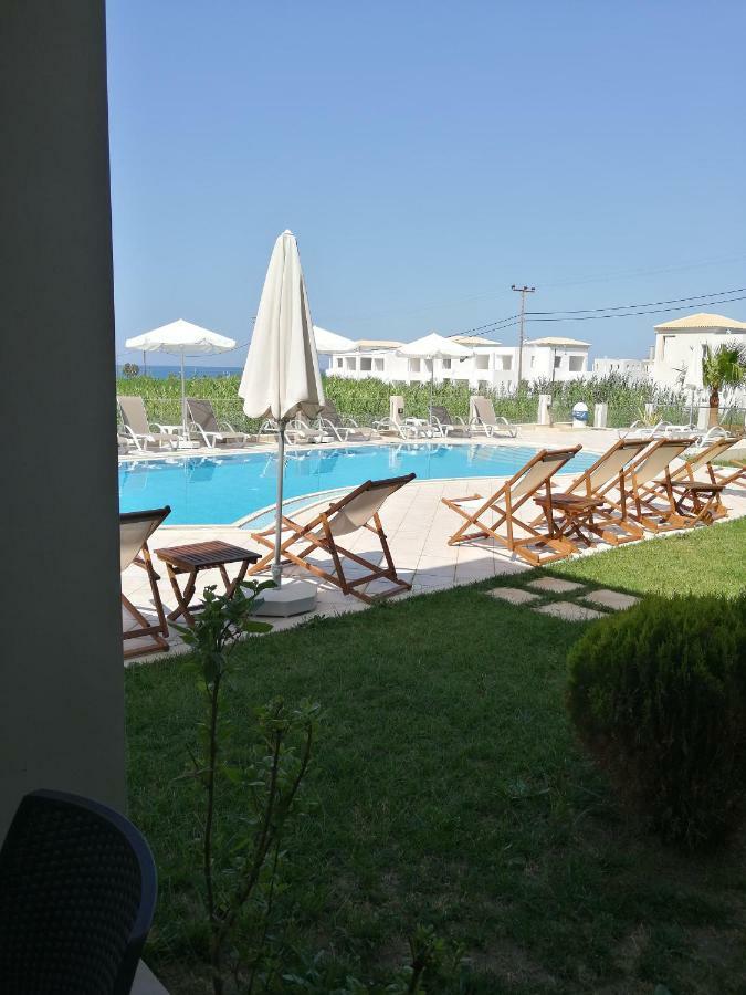 Carisa Maleme Hotel Ngoại thất bức ảnh
