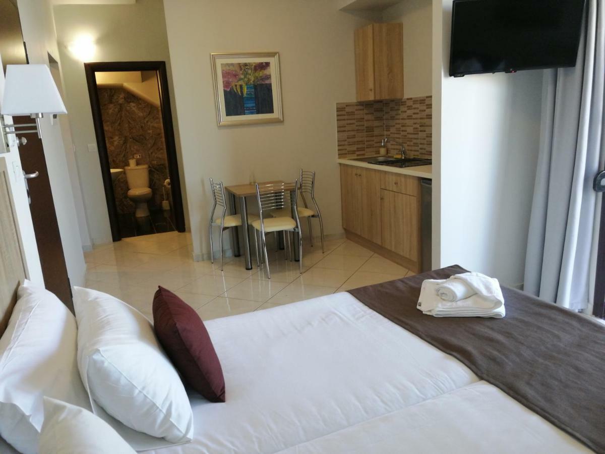Carisa Maleme Hotel Ngoại thất bức ảnh